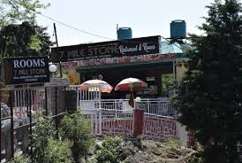 Seven Mile Stone Hotel