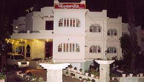 Deep Valley Hotel