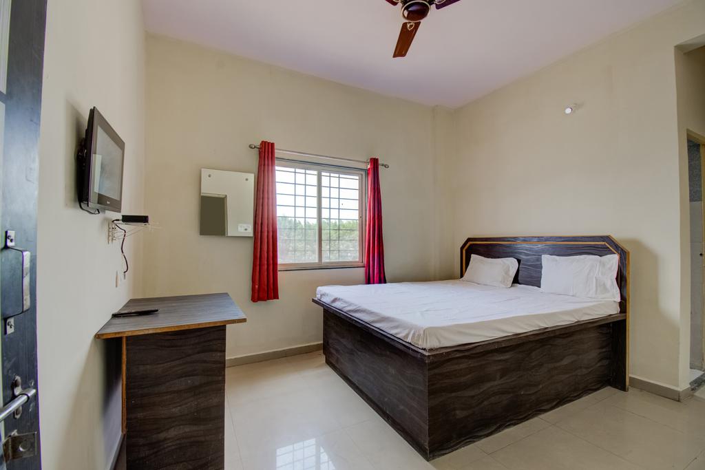 Sanjay Royal Hotel