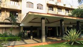 GM royals Hotel