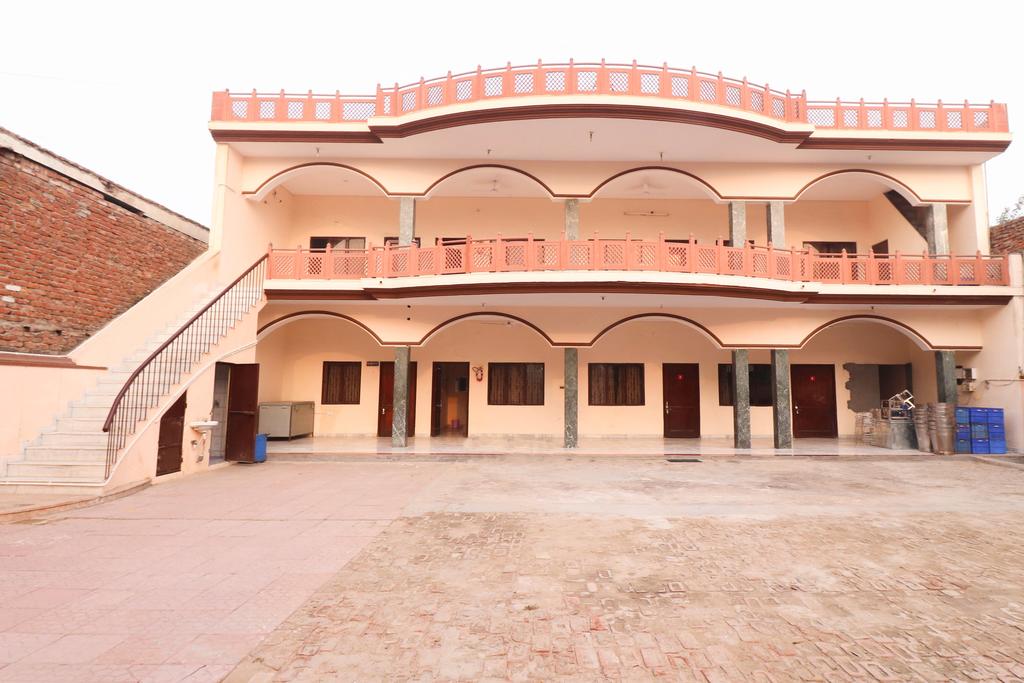 Mukund Vatika Hotel