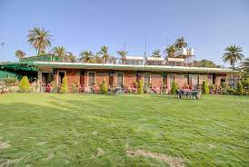 Royal Garden Retreat Hotel