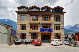 Snow Country Manali Hotel