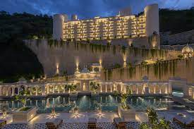 Aurika Hotel - Luxury by Lemon Tree Hotels
